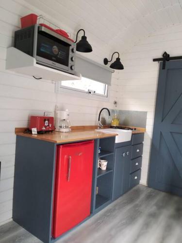 주방, Tiny House a metros del Lago Nahuel Huapi para 2 personas in 플라야 보니타