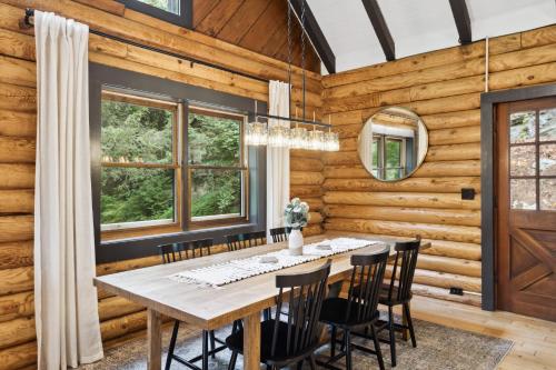 Boulder Brook Retreat in Vilas, USA