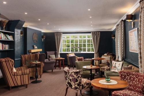 The George Hotel - image 4