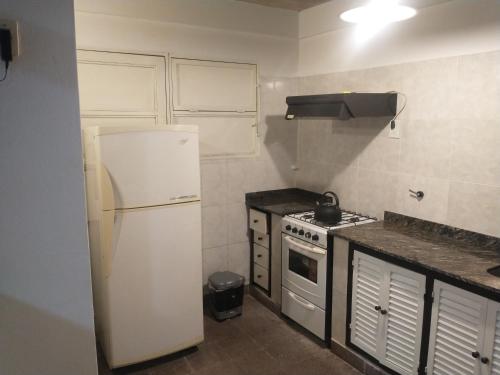 duplex de jorge maldonado in 바리오 바호 고리티