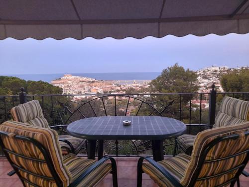 Two-Bedroom Apartment with Terrace and Sea View image 9