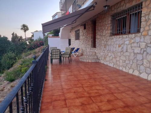 Two-Bedroom Apartment with Terrace and Sea View image 6