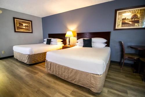 Red Lion Inn & Suites Vancouver - image 6