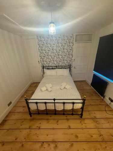 Mill Hill Guest House in Cowes Medina