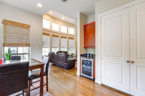 Dtwn Houston Home Near Stadiums WFH Friendly! in Houston, USA