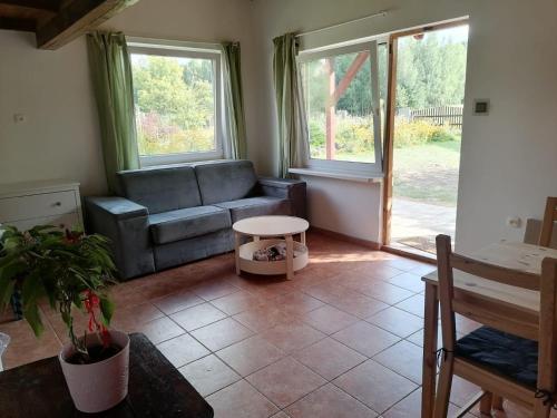 2 twin beds, 1 sofa bed
