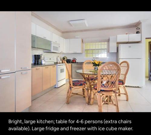 Køkken, Turtles Hideaway in Speightstown