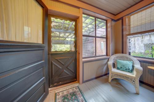 Spacious Jamestown Home Near Natl Comedy Center! in Jamestown, USA
