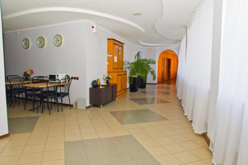 บริการและสิ่งอำนวยความสะดวก, Hotel Merkuriy in เขตซึฮีฟสกี