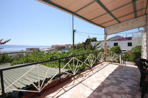 Rooms by the sea Sucuraj, Hvar - 6734 in 蘇秋拉