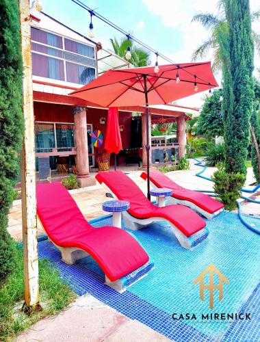 Residencia Mirenick in Cuautlixco, Mexico