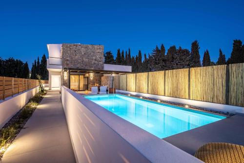 Rastoni Villas gîte à louer Paradeísi