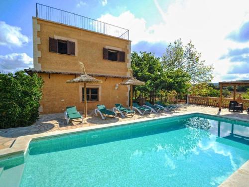 Holiday home in Manacor with private pool gîte à louer Manacor