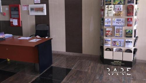 Rare Holiday Homes - Dubai Sports City - Elite Residence - R1303, Dubai (foto 8)
