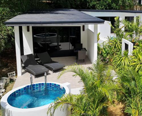 Exotic Boutique Hotel Room Type - Suite with Hot Tub