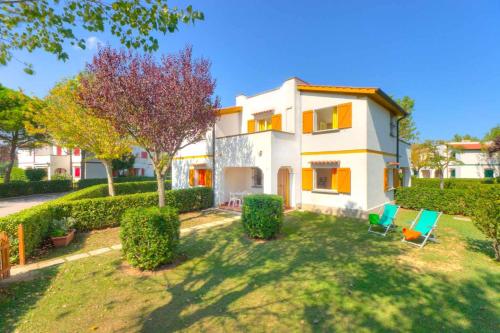 2 bedrooms, 4 beds