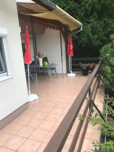 Balkons/terase, Ferienhaus in Zislow am Plauer See, Doppelbungalow in Zislow