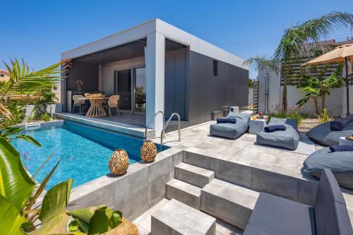 PhySea Villa