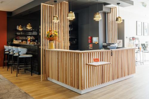 The Originals Boutique Hôtel Le Pariou Issoire (Qualys-Hotel) - image 5
