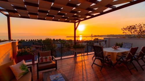 شرفة/ تراس, فندق وسبا توزلا جاردن (Tuzla Garden Hotel and Spa) in توزلا