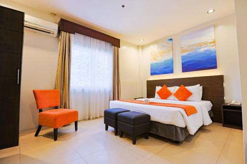 Holiday Suites Palawan