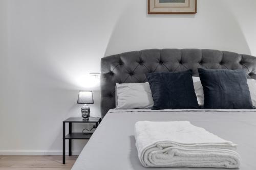 Carbonara Palace 2 - Luxury Comfort under Medieval Towers