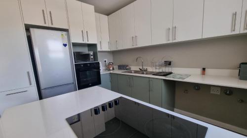 Nivica 25 Luxury Apartment Langebaan in Olifantskop