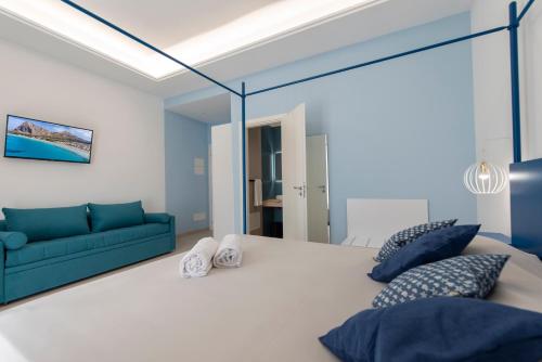 Deluxe Quadruple Room image 7