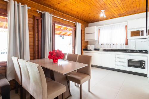 150m da Praia e a 300m do Villa Casarao WZ8850 in Ribeirao da Ilha