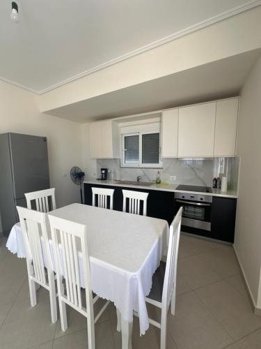 Two-Bedroom Apartment image 5