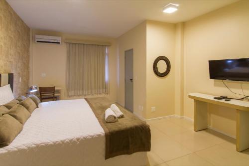 San Phillip Flat Hotel The 3-star San Phillip Flat Hotel offers comfort and convenience whether youre on business or holiday in Fortaleza. Offering a variety of facilities and services, the hotel provides all you need for 