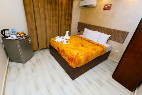 Venus Pyramids-Guest House - image 2