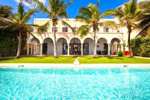 Beautiful hacienda del Mar in Puerto Aventuras, Mexico