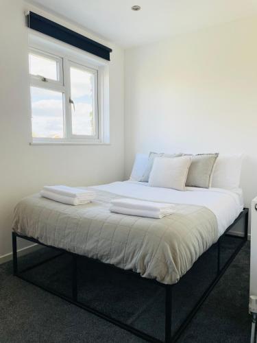 Home in Solihull - Near NEC, BHX & Solihull Town Centre