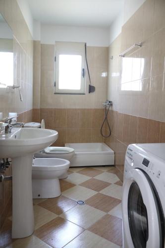 Amar Apartament's Durres - image 3