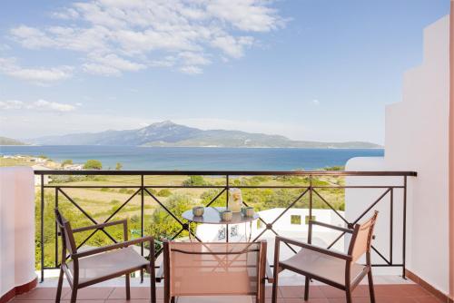 A környék, Nisea Hotel Samos in Pountes