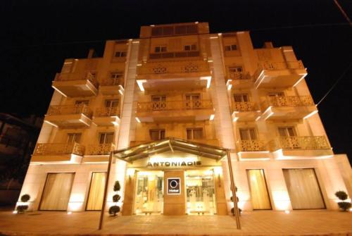 Hotel Antoniadis – Kalampaka, KY