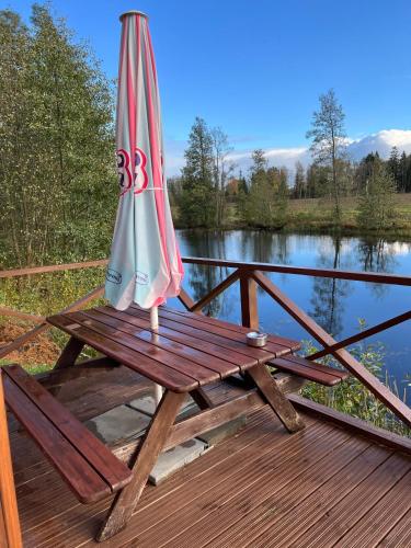 Artur´s Eaterie and Holiday home in Viitna