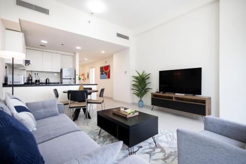 Serenity Living - stunning 1BR, DAMAC Hills, Dubai (Foto 2)