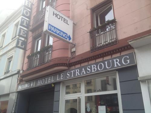 Entrance, Hotel Le Strasbourg in Mulhouse City Center