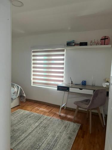 Happy Place - image 11