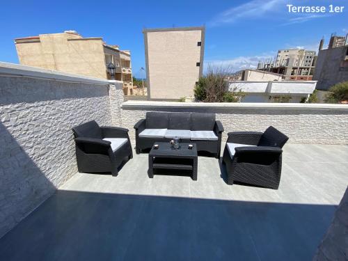 Maison individuelle 16 personnes - Location Azeffoun Ait Chafaa-16500Da in Ait-Chaffaa