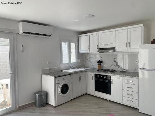 Maison individuelle 16 personnes - Location Azeffoun Ait Chafaa-16500Da in Ait-Chaffaa