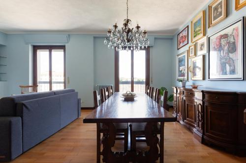 GuestHost - Milano Roomy Apt with all comfort! Metro M4 Linate, Mailand (Foto 9)