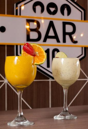 584693789 Hotel Lomas 10 Medellin by DICO