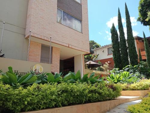 584693834 Hotel Lomas 10 Medellin by DICO