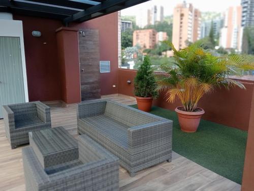 584693838 Hotel Lomas 10 Medellin by DICO