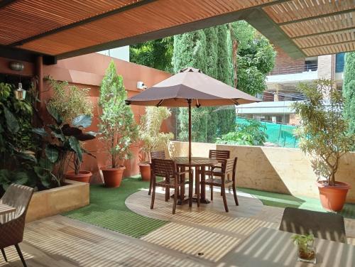 584693871 Hotel Lomas 10 Medellin by DICO