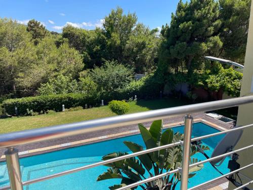 Villa de Luxe avec Vue sur Mer, Grand Jardin et Piscine Privée à Tabarka Villa de Luxe avec Vue sur Mer, Grand Jardin et Piscine Privée à Tabarka