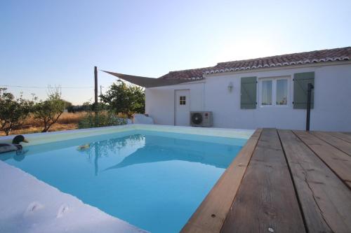 Uima-allas, OAK Monte Alentejano - 2 casas T2 alugadas sempre em simultaneo toda a propriedade e exclusiva a uma in São Domingos (Setubal)